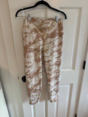 Carbon 38 Leggings, Marble Shine 7/8 Legging SANDSTONE MARBLE PEARL / L